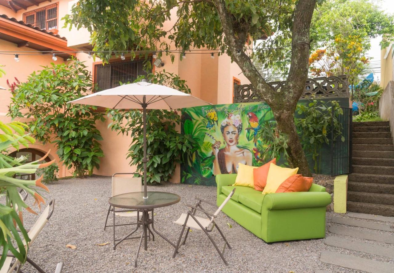 Luna Inn B&B Ciudad Cariari Екстериор снимка