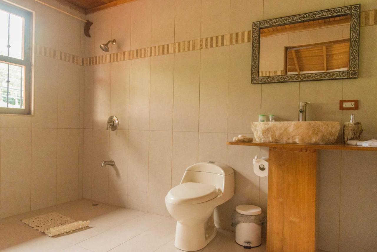 Luna Inn B&B Ciudad Cariari Екстериор снимка