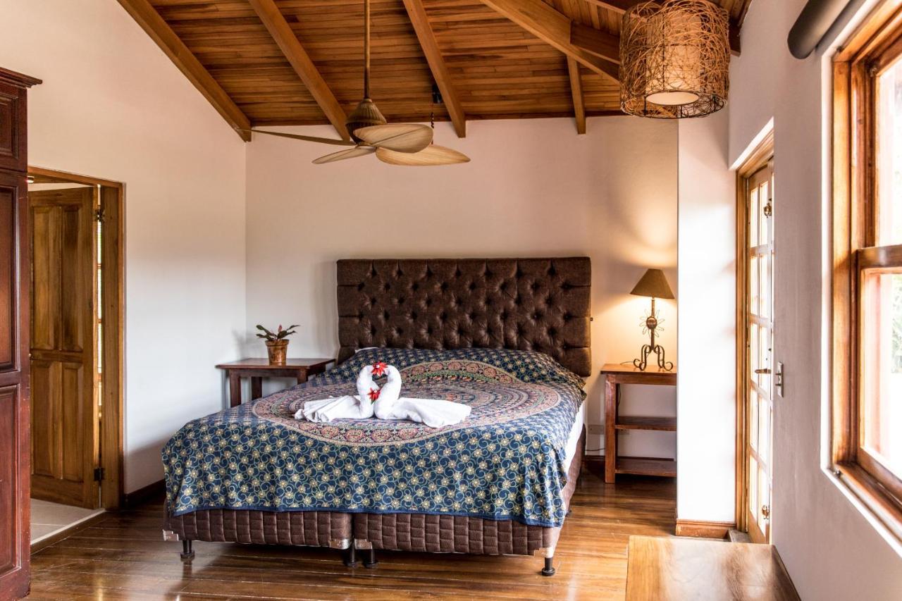 Luna Inn B&B Ciudad Cariari Екстериор снимка