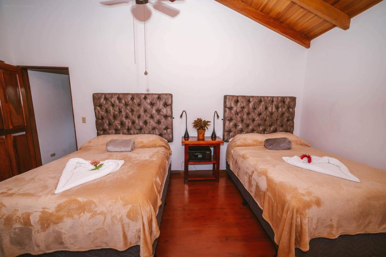 Luna Inn B&B Ciudad Cariari Екстериор снимка