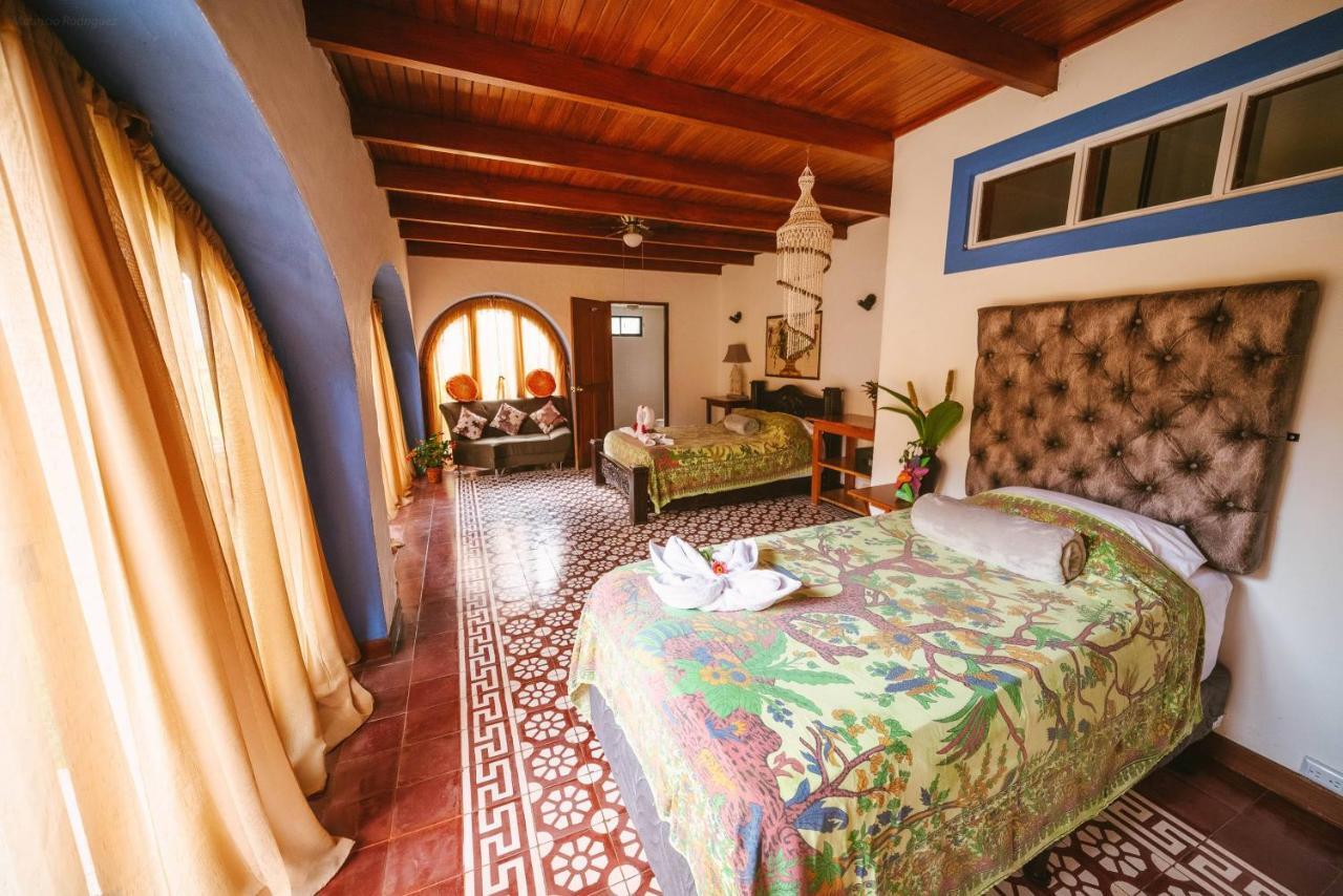 Luna Inn B&B Ciudad Cariari Екстериор снимка